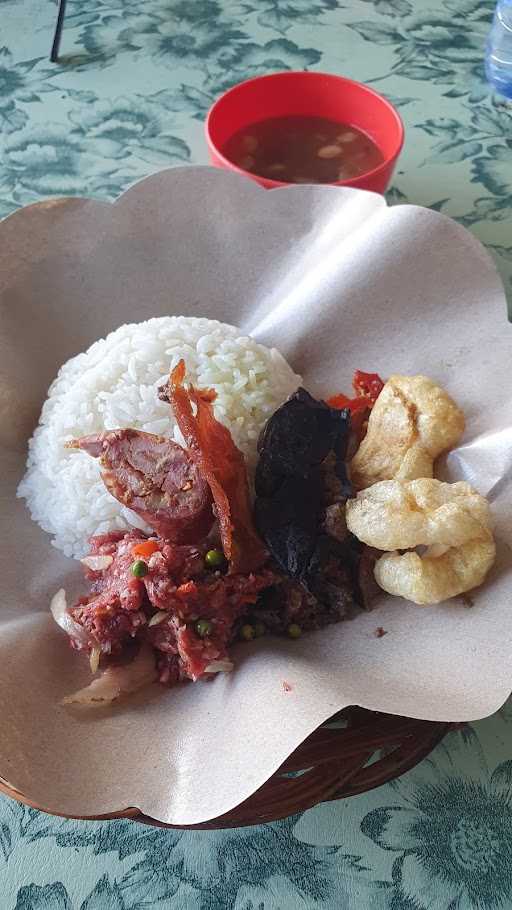 Warung Makan Nasi Lawar Pak Tut 3