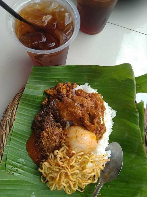 Warung Nasi Ayam Dong Siprig 4