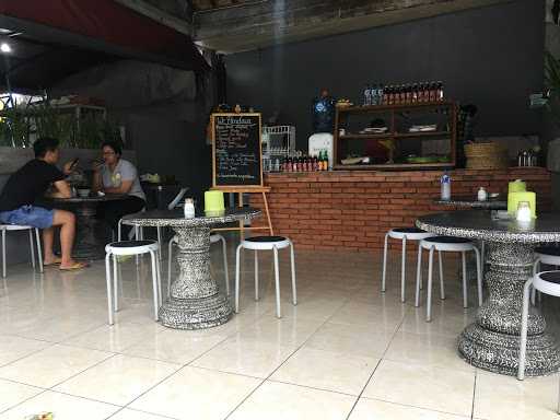 Warung Pandawa 5