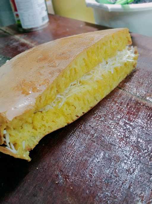 Martabak ( Tiara Putri ) 4