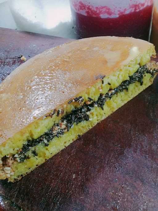 Martabak ( Tiara Putri ) 2