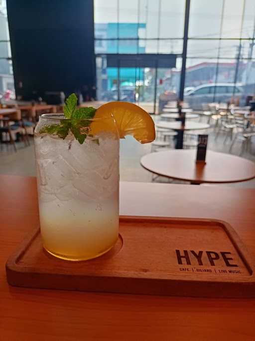 Hype Cafe, Billiard & Live Music 7