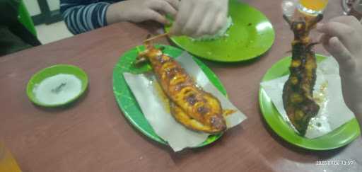 Ikan Bakar Khas Makassar 7