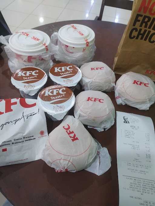 KFC Box - Giant Cimanggis 3