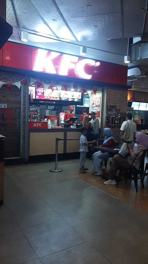 KFC - Pesona Square Depok 3