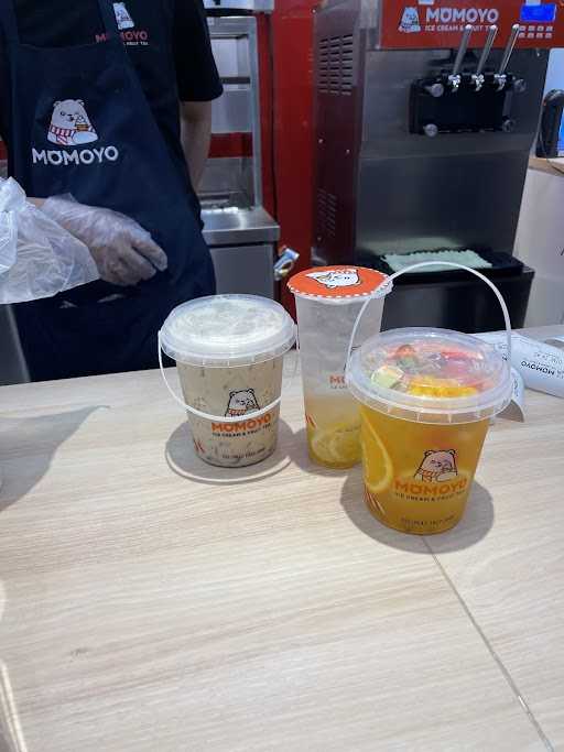 Momoyo Ice Cream & Fruit Tea 3