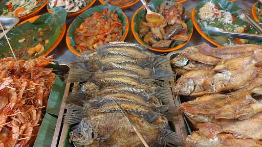 Warung Nasi Cipunjur 7