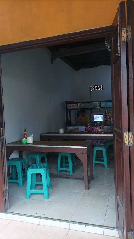 Bakso & Mie Ayam Singosari 3