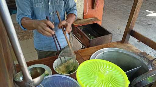 Mie Ayam Jamboel Spesial : Telur, Ceker , Kepala . 3