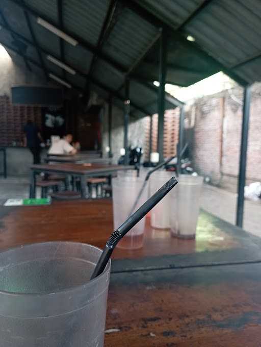 Konoae Warung A La Cafe, Keputih 4