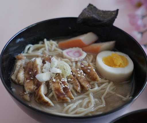 Hikaru Ramen Manyar 5