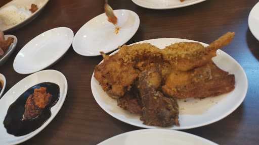 Ayam Goreng Citra Pemuda 8