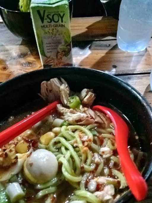 Jiraiya Ramen - Nginden Intan 10