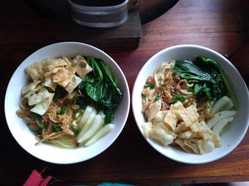 Mie Ayam & Bakso Wong Solo - Manyar Kartika 2