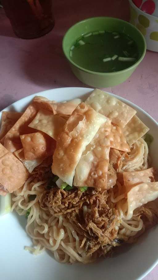 Mie Ayam Putri Kembar 9