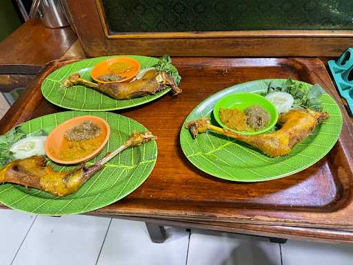 Soto Ayam Kampung Cak Mu'In 7