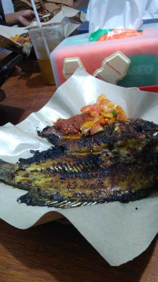 Warung Ikan Bakar Ww 5