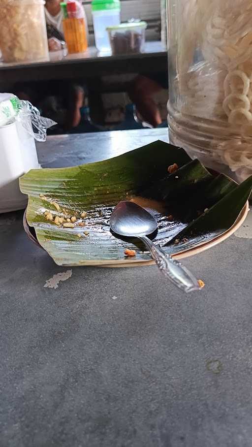 Warung Makan Nasi Gandul 3