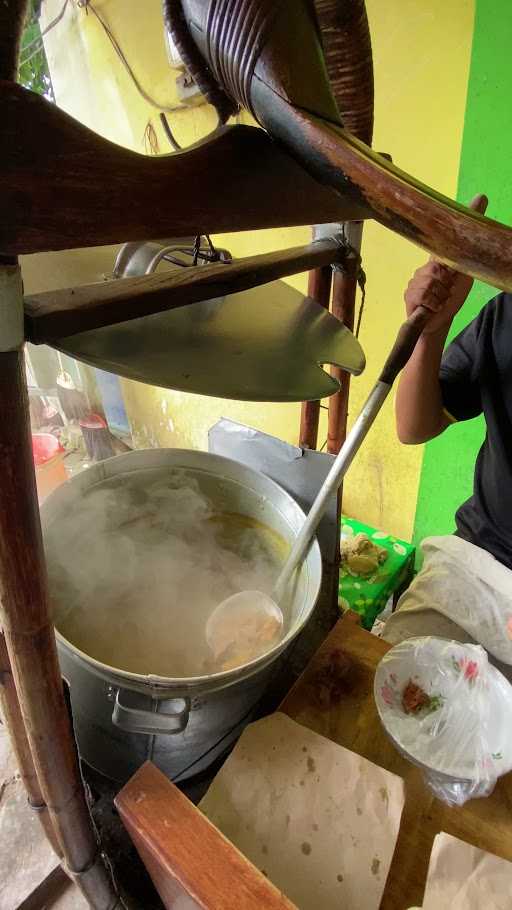 Warung Soto Daging Sapi Dan Soto Ayam H. Syafik 1