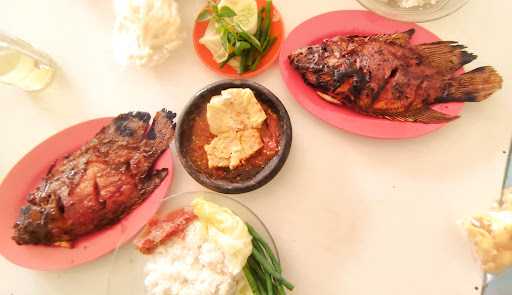 Warung Gizi Sukowono 10