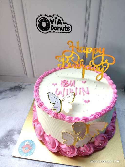 Via Donuts And Cake 6