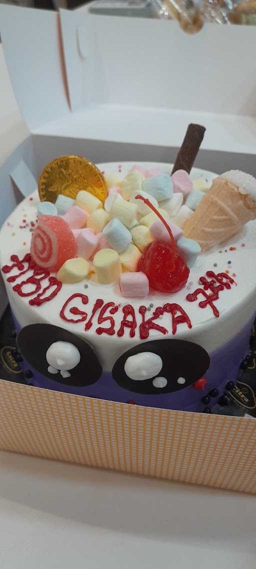 Citra Kendedes Bakery 1