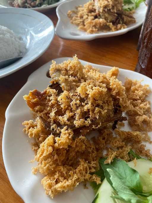 Aruna Spesialis Ayam Goreng 9