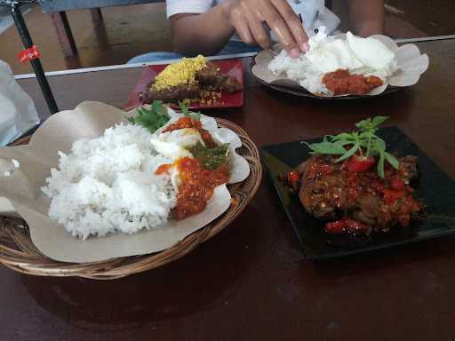 Ayam Tulang Lunak Mbok Surip 1