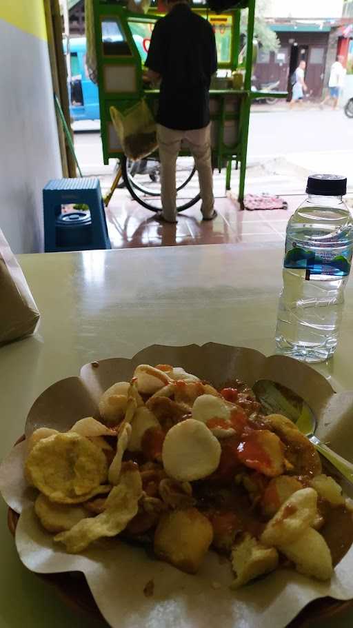 Gado-Gado Bromo Jack 6