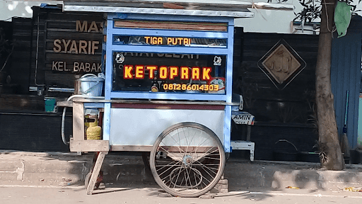 Ketoprak 3 Putri 3