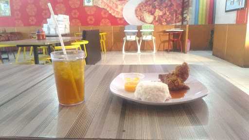 Rocket Chicken - Sumber - Cirebon 3