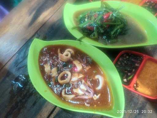 Warung Makan Biota Laut 3 3