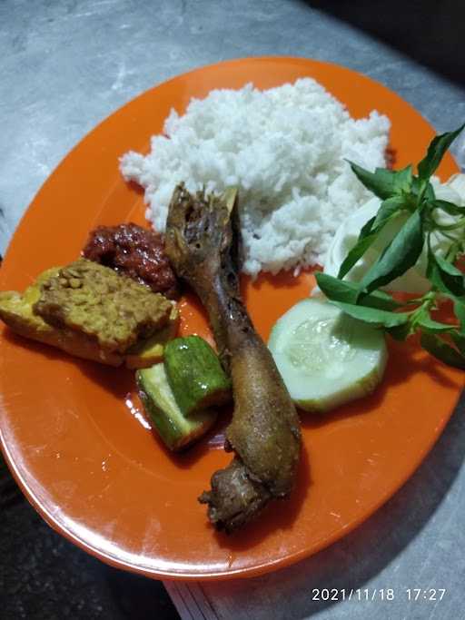 Nasi Lalapan Sri Rejeki 9