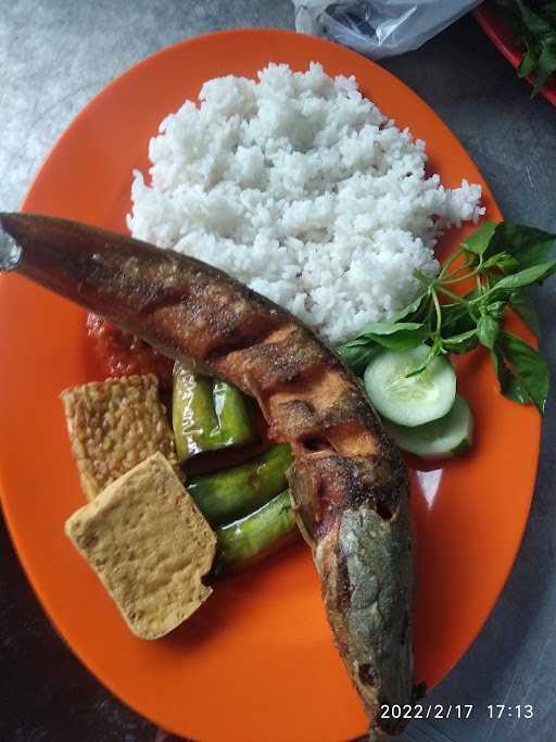 Nasi Lalapan Sri Rejeki 4