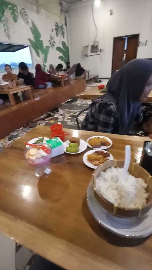 Warung Pak Untung Ngebruk 3