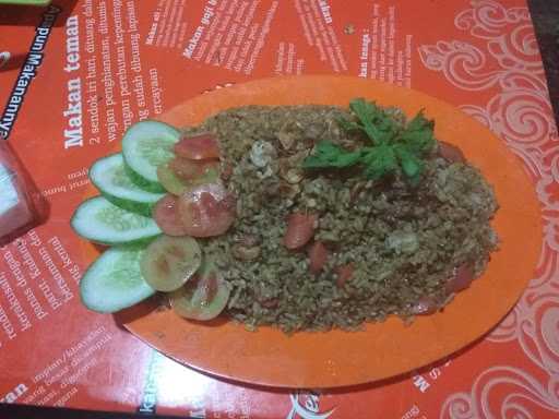 Kedai Nasi Goreng Pondok Bambu 3