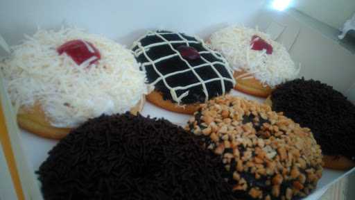 De Donuts Jember 3