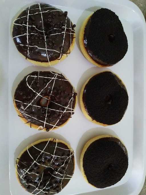 Empeye Cake & Donut 3