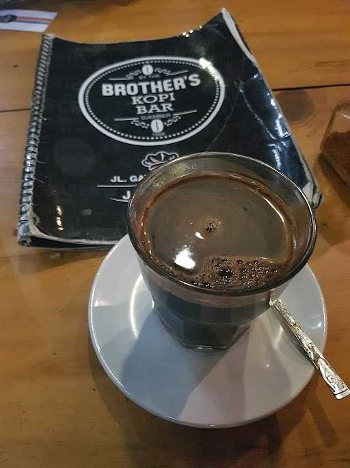 Brother'S Coffee Bar 10