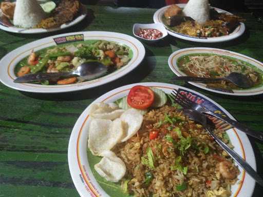 Ayam Bakar/Goreng Solo Jember 6