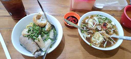 Bakso Kota Cak Man Jember 4