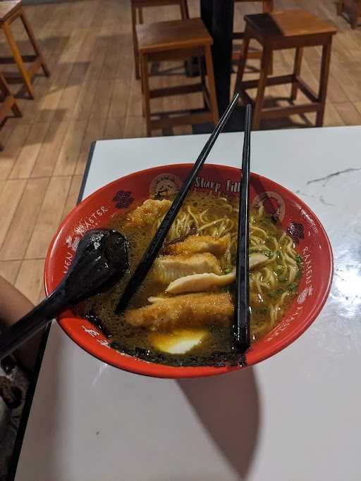 Ramen Master Jember 10