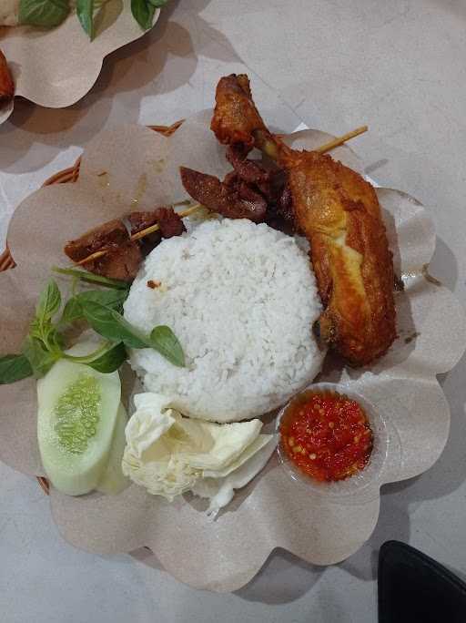 Waroeng Nasi Lalapan Ayam Calabay 7