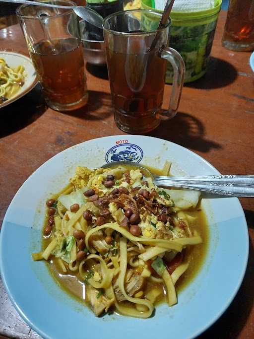 Bakmi Nyemek Bu Jum 4