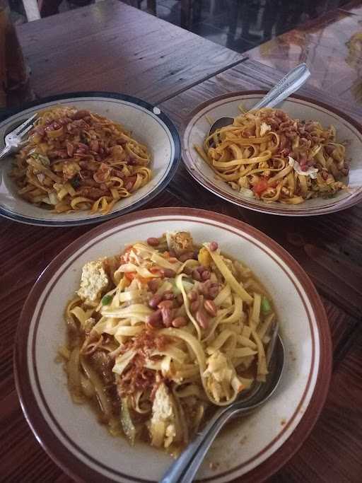 Bakmi Nyemek Bu Jum 5