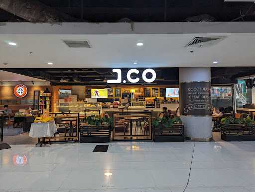 J.Co Donuts 5