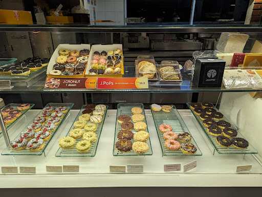 J.Co Donuts 2