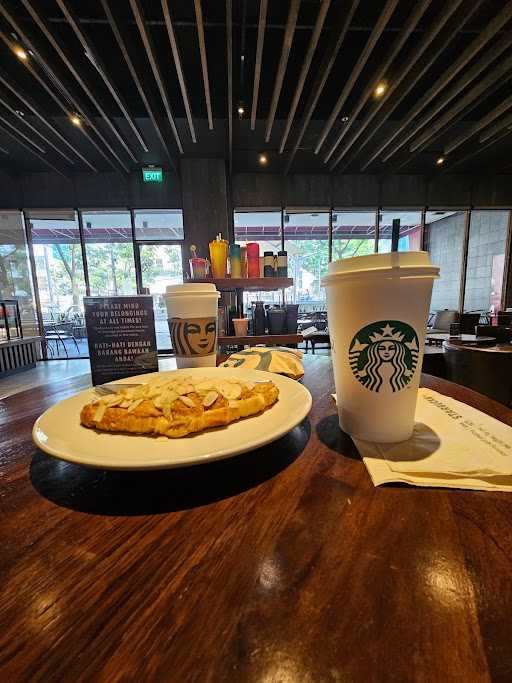 Starbucks - Bandung Indah Plaza 4