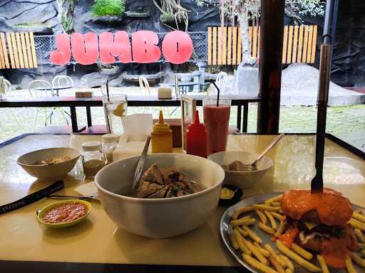 Jumbo Eatery 4