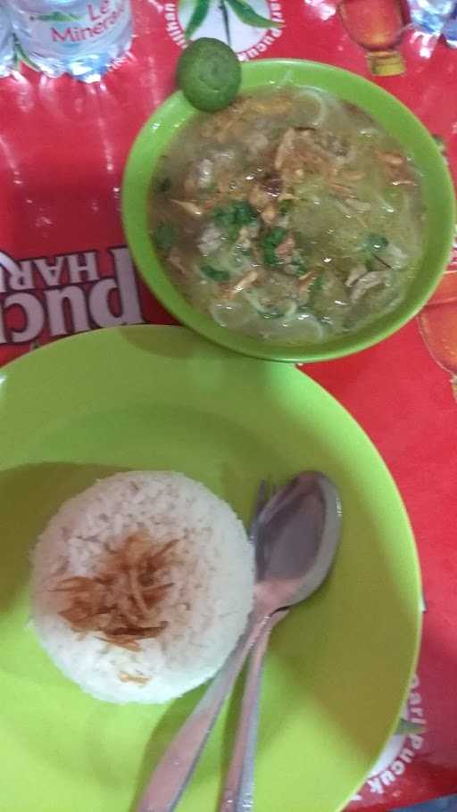 Warung Nasi Ibu Yani Stasiun 1